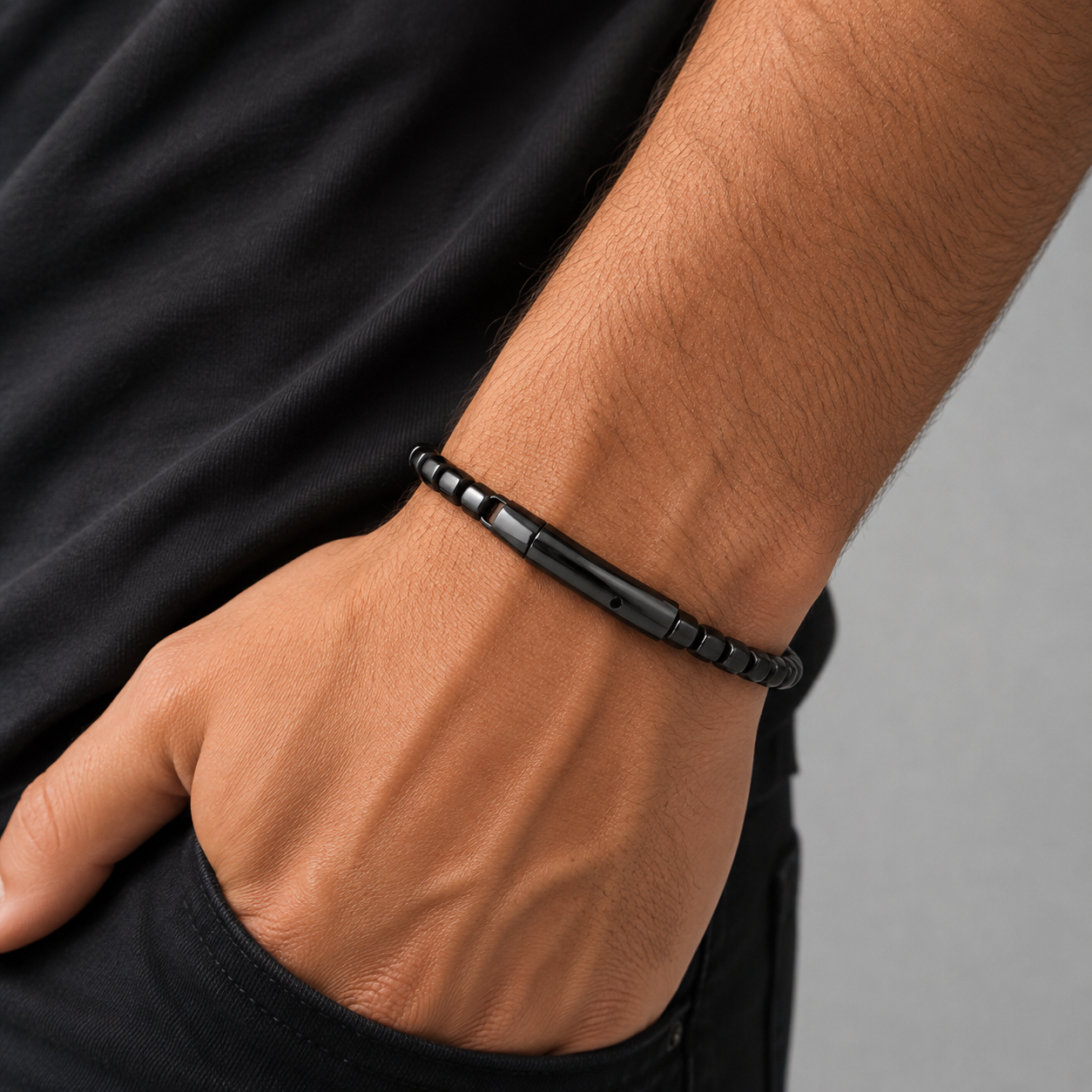 Herrenarmband aus schwarzen Edelstahlperlen