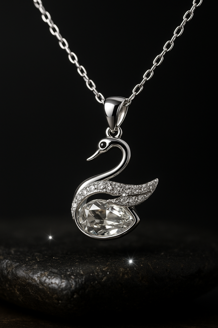 925 Sterling Silver Swan Necklace with Sparkling Crystal