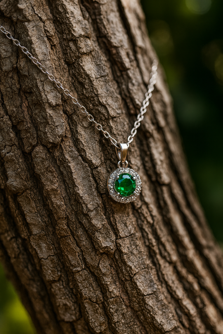 925 Sterling Silver Necklace with Round Green Zircon